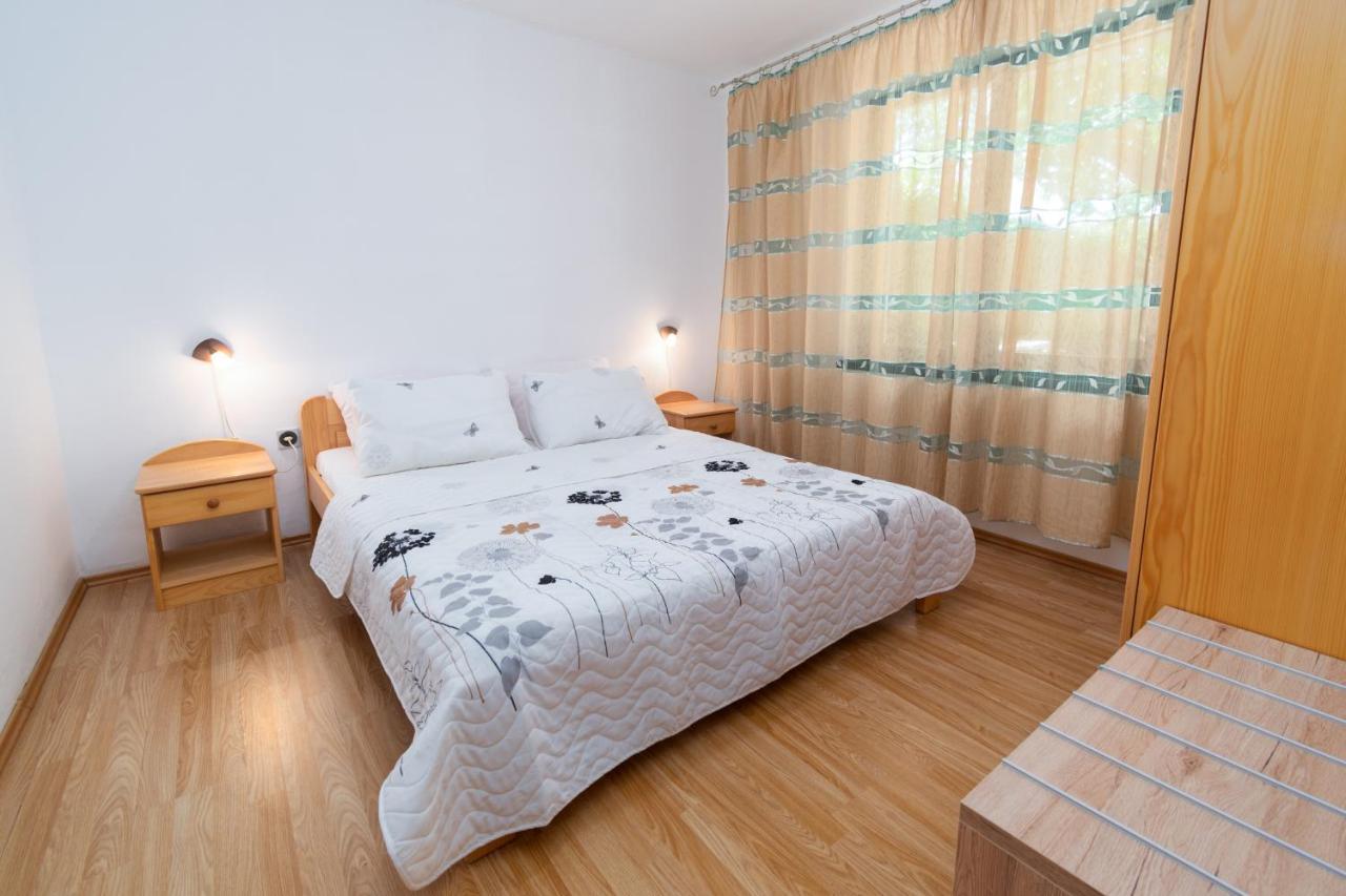 Apartments By The Sea Punat, Krk - 5351 Extérieur photo